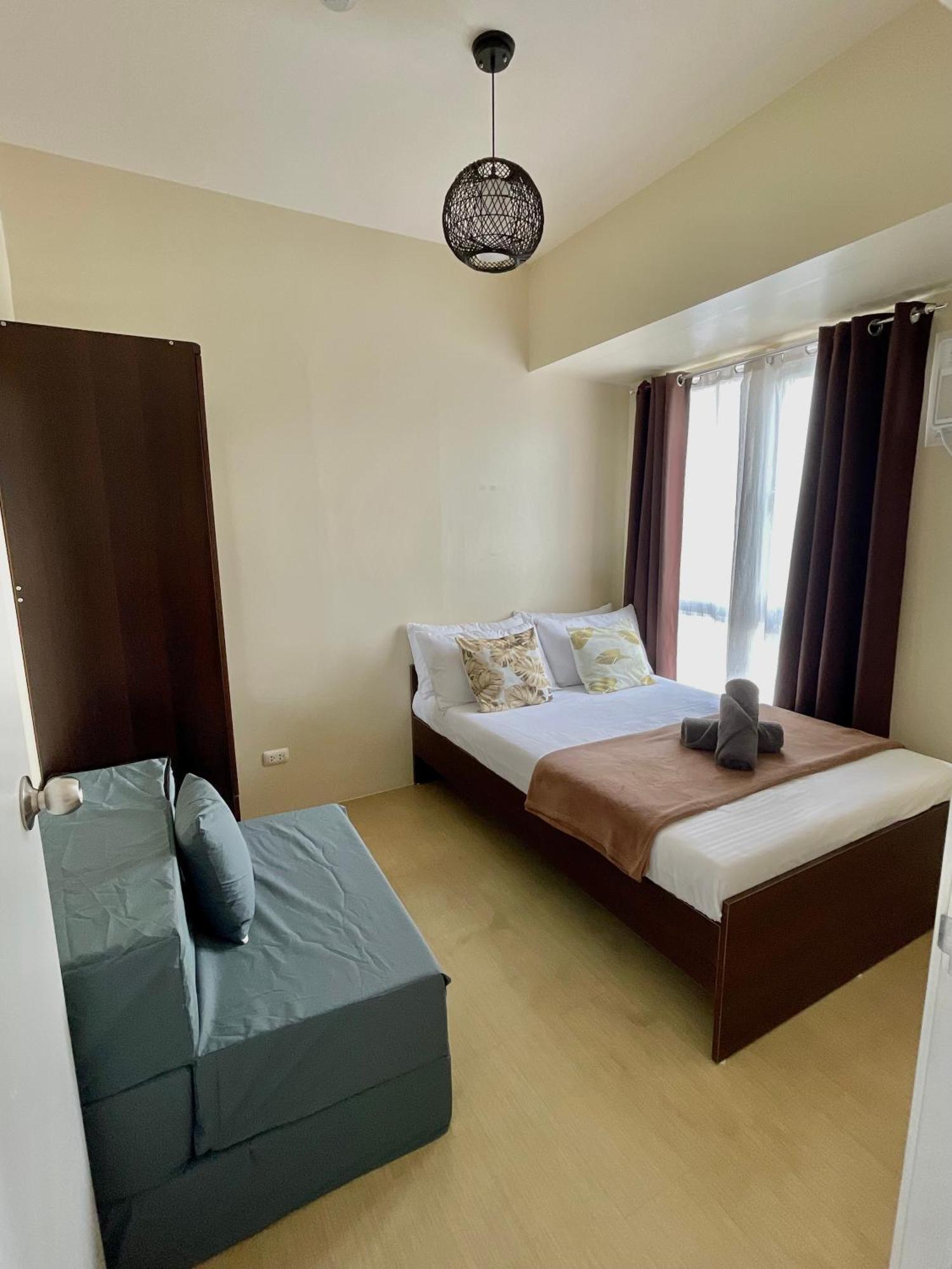 2-Bedroom Condo Unit With Balcony At Centrio Tower Beside Ayala Centrio Mall Downtown Cdo Cagayán de Oro Exterior foto