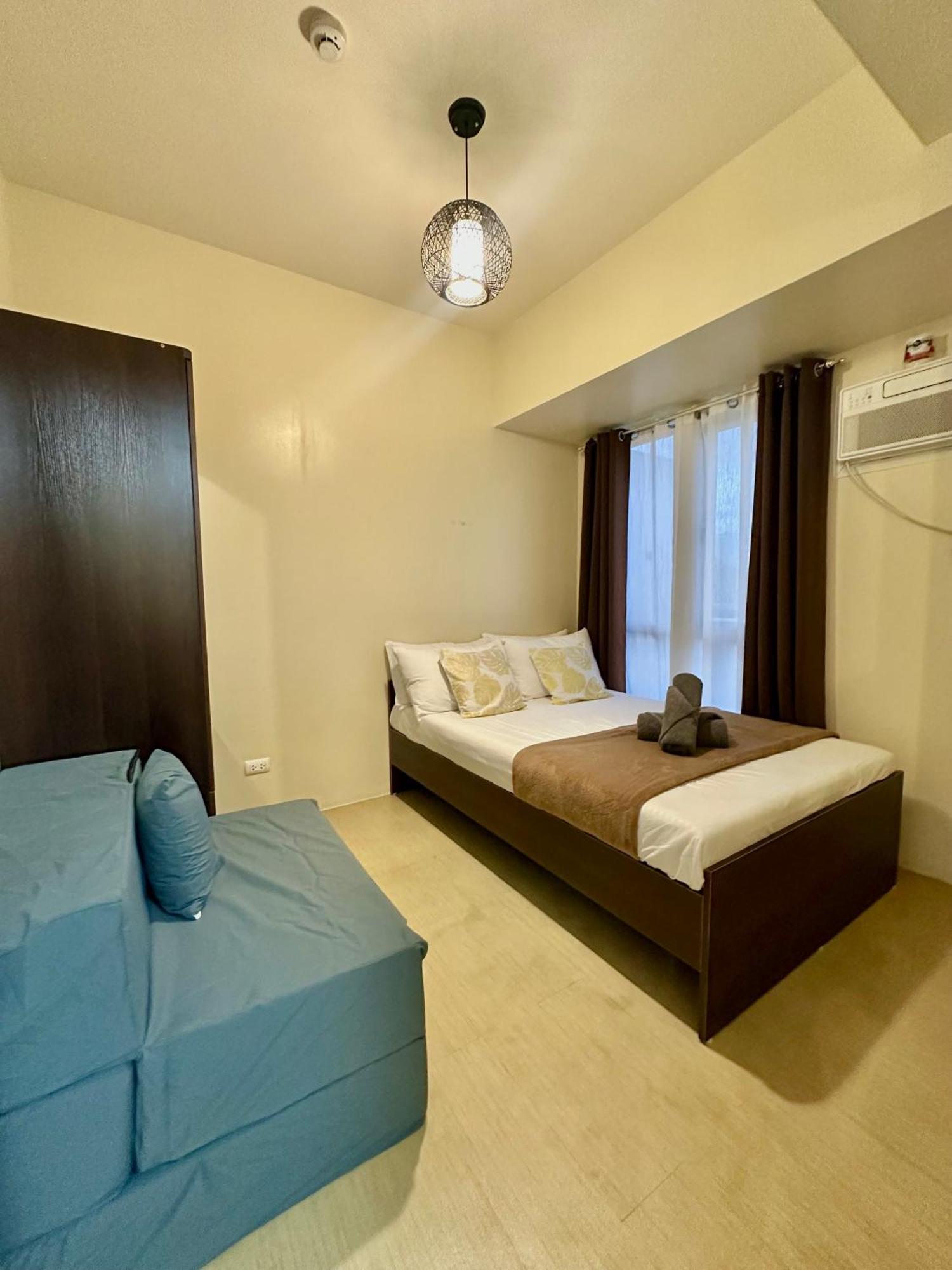 2-Bedroom Condo Unit With Balcony At Centrio Tower Beside Ayala Centrio Mall Downtown Cdo Cagayán de Oro Exterior foto
