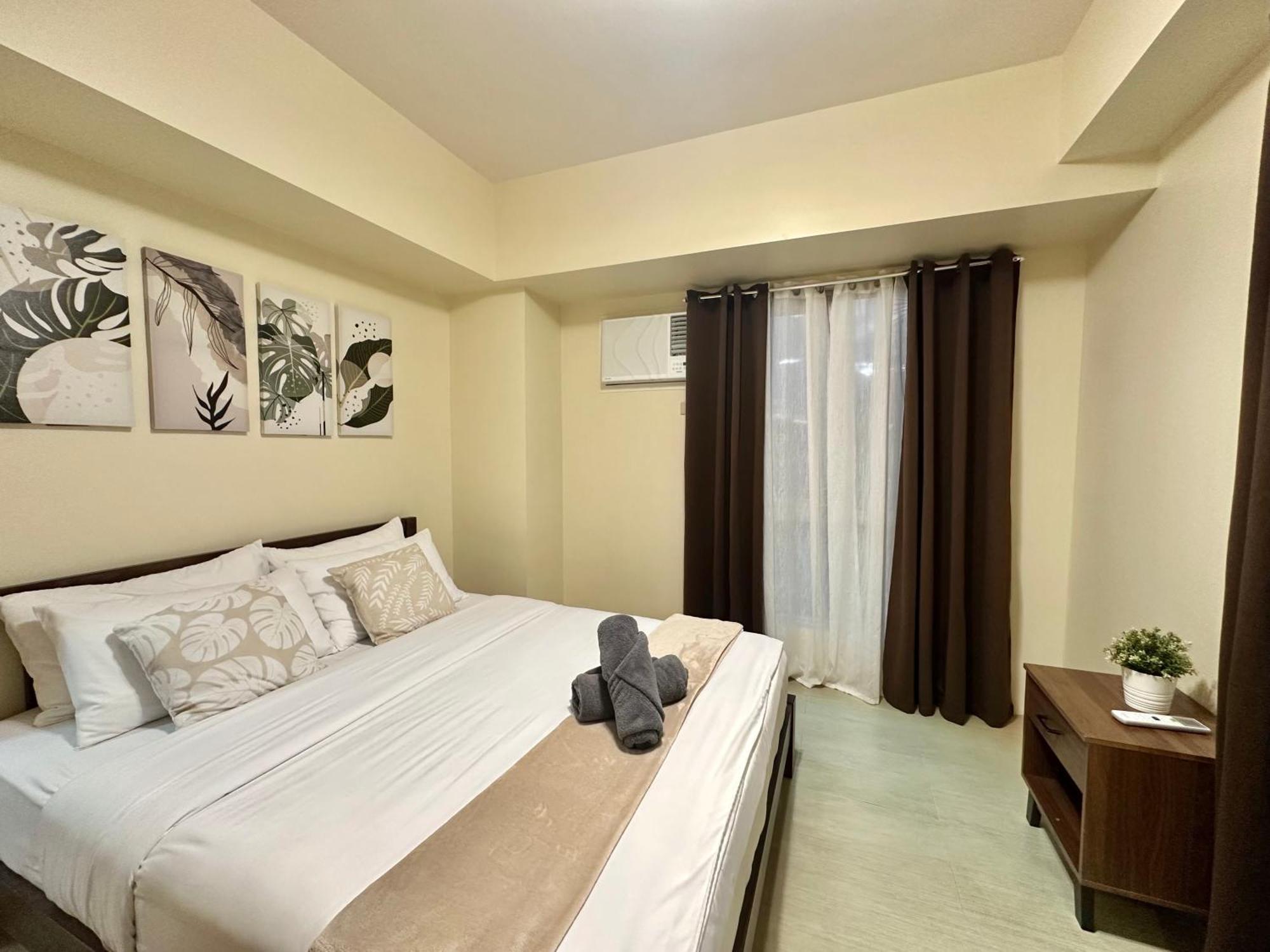 2-Bedroom Condo Unit With Balcony At Centrio Tower Beside Ayala Centrio Mall Downtown Cdo Cagayán de Oro Exterior foto